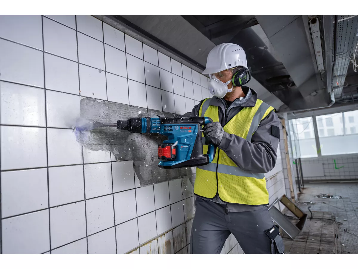 Perforateur sans-fil GBH 18V-40 C + 2xProCORE 8Ah + GAL1880CV